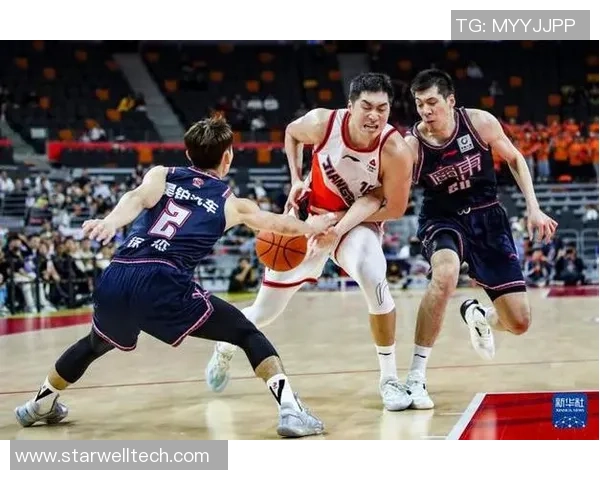 任骏飞领衔球队奋勇拼搏展现篮球魅力助力球队争夺冠军荣耀